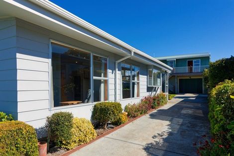 Photo of property in 21 Kaka Road, South Bay, Kaikoura, 7300