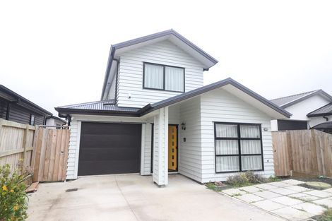 Photo of property in 18 Castlepoint Avenue, Takanini, 2110