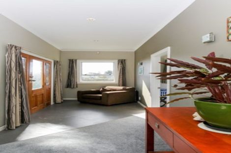 Photo of property in 147 Cracroft Street, Waitara, 4320