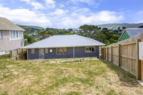 Photo of property in 17a Gloucester Street, Cannons Creek, Porirua, 5024