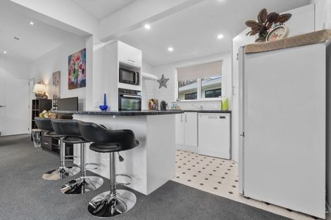 Photo of property in 134a Broadway, Carterton, 5713