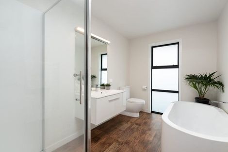 Photo of property in 14 Harding Drive, Papamoa Beach, Papamoa, 3118