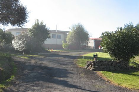 Photo of property in 82 Kemp Road, Kerikeri, 0230