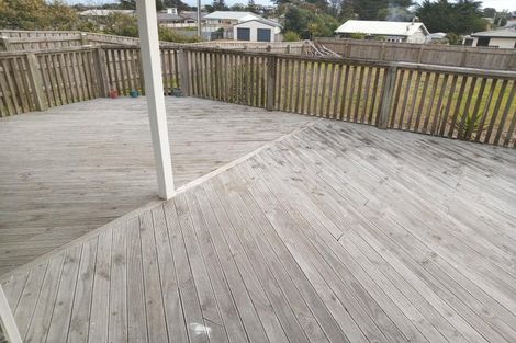Photo of property in 74 Kahukura Avenue, Waitarere Beach, Levin, 5510