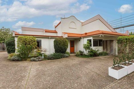 Photo of property in 9a Chambers Street, Havelock North, 4130