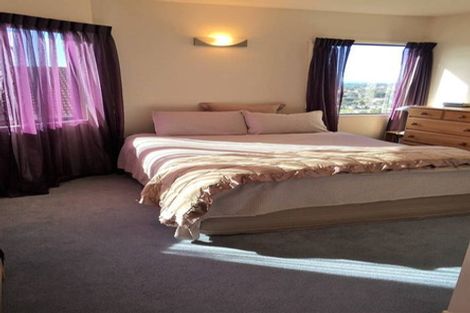 Photo of property in 1/41 High Road, Glenfield, Auckland, 0629