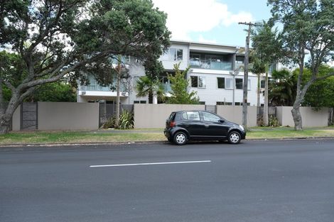 Photo of property in Bay Palms Apartments, 8/30b Bute Road, Browns Bay, Auckland, 0630