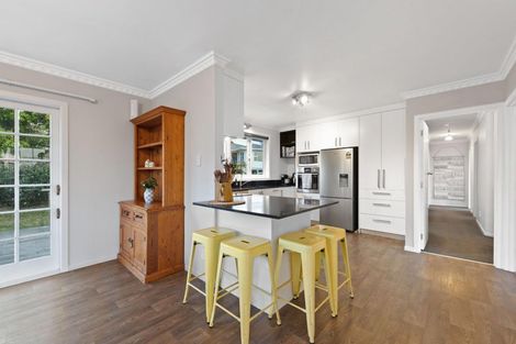 Photo of property in 142 Ti Rakau Drive, Pakuranga, Auckland, 2010