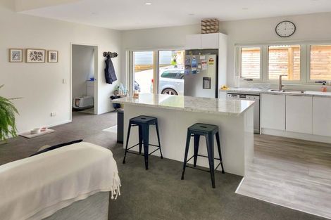Photo of property in 72b Raukawa Street, Stokes Valley, Lower Hutt, 5019