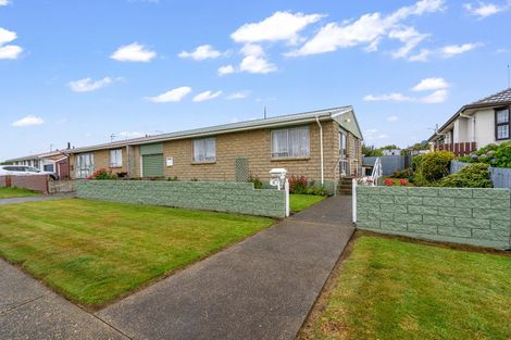 Photo of property in 8 Christina Street, Strathern, Invercargill, 9812