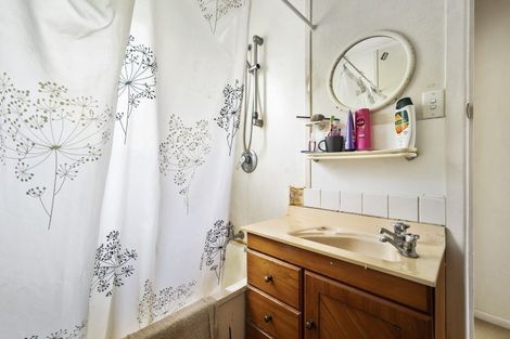 Photo of property in 56 Edmund Road, Mangakakahi, Rotorua, 3015