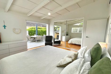 Photo of property in 1/47 Selwyn Crescent, Forrest Hill, Auckland, 0620