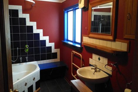 Photo of property in 7 Grove Road, Addington, Christchurch, 8024