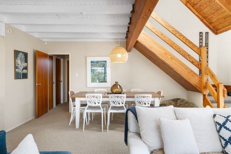 Photo of property in 202 Beverley Terrace, Whangamata, 3620