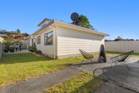 Photo of property in 5b James Cook Drive, Welcome Bay, Tauranga, 3112