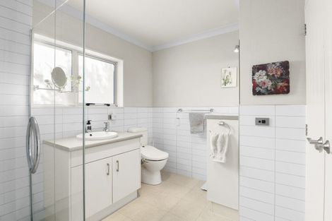 Photo of property in 8b Holmwood Park Drive, Morrinsville, 3300