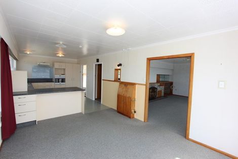 Photo of property in 13 Koromiko Street, Inglewood, 4330