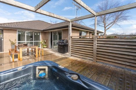 Photo of property in 39 Wiltshire Drive, Puketaha, Hamilton, 3210