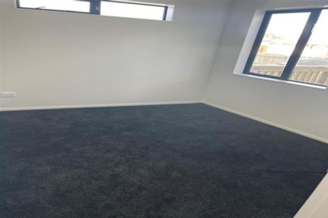 Photo of property in 2 Greenhaven Avenue, Papakura, 2113