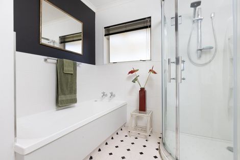 Photo of property in 10 Azalea Dell, Mount Maunganui, 3116