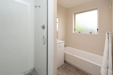 Photo of property in 4/104 Picton Avenue, Riccarton, Christchurch, 8011