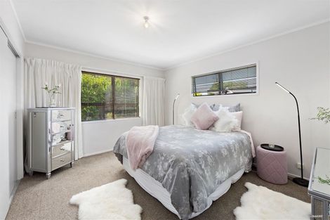 Photo of property in 289 Vipond Road, Stanmore Bay, Whangaparaoa, 0932