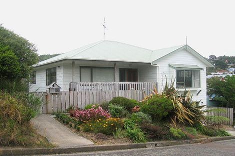 Photo of property in 2 Pomare Street, Ngaio, Wellington, 6035
