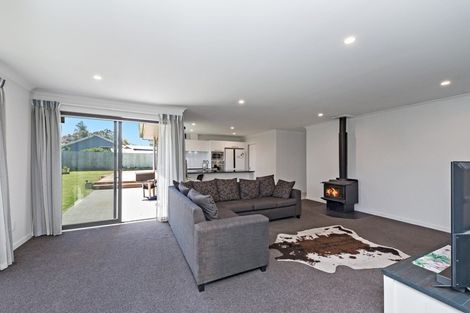 Photo of property in 3 Walter Place, Kirwee, Darfield, 7571