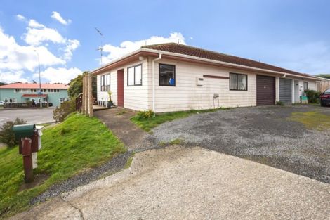 Photo of property in 1a Bedford Street, Cannons Creek, Porirua, 5024
