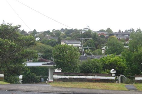 Photo of property in 1/12 Ellice Road, Totara Vale, Auckland, 0629