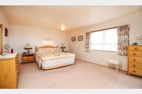 Photo of property in 78 Deep Creek Road, Torbay, Auckland, 0630