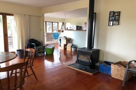 Photo of property in 18 Vienna Place, Birkenhead, Auckland, 0626