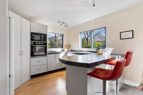 Photo of property in 7 Philip Street, Carterton, 5713
