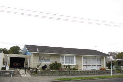 Photo of property in 2a Kauri Street, Merrilands, New Plymouth, 4312