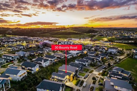 Photo of property in 30 Bounty Road, Long Bay, Auckland, 0630
