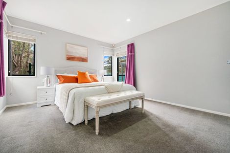 Photo of property in 19 Summerfield Lane, Albany, Auckland, 0632