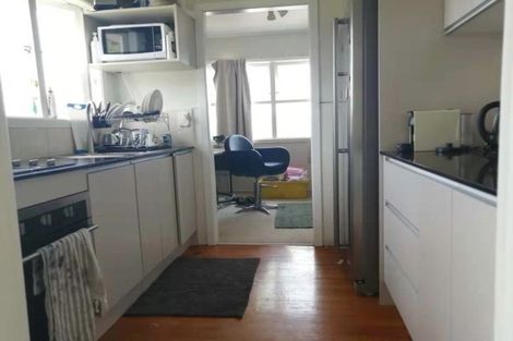 Photo of property in 1/31 Becroft Drive, Forrest Hill, Auckland, 0620