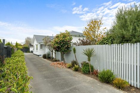 Photo of property in 15 Roa Road, Fendalton, Christchurch, 8041