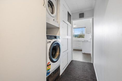 Photo of property in 4 Hill Street, Lawrence, 9532