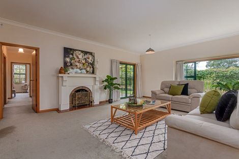 Photo of property in 6 Wanganui Road, Marton, 4710