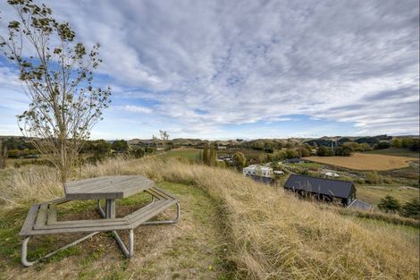 Photo of property in 76 Te Kapua Rise, 4182