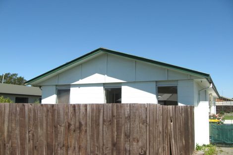 Photo of property in 14a Monteath Place, Redwood, Christchurch, 8051