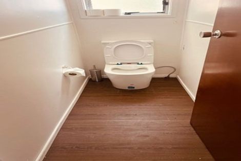 Photo of property in 8 Glucina Place, Glen Eden, Auckland, 0602