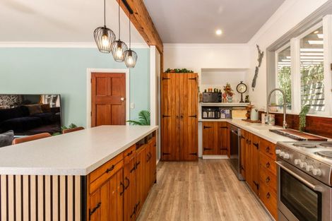 Photo of property in 124 Shakespeare Road, Bluff Hill, Napier, 4110