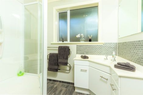 Photo of property in 12 Kauri Street, Stoke, Nelson, 7011