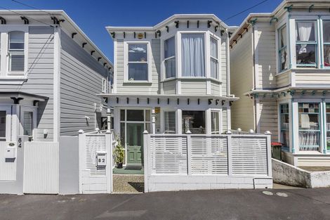 Photo of property in 82 Roxburgh Street, Mount Victoria, Wellington, 6011
