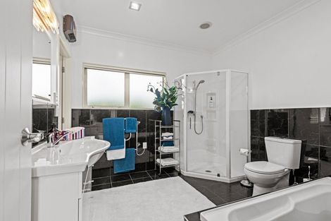 Photo of property in 475 Stoney Creek Road, Kelvin Grove, Palmerston North, 4470