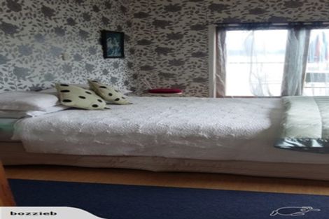 Photo of property in 21 Bayview Road, Charteris Bay, Lyttelton, 8971