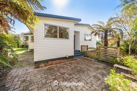 Photo of property in 118 Holborn Drive, Stokes Valley, Lower Hutt, 5019