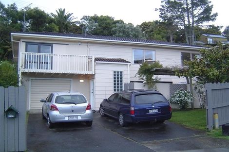 Photo of property in 28 King Richard Place, Browns Bay, Auckland, 0630